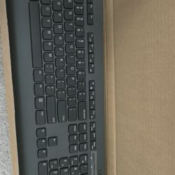 Lenova Wireless Keyboard + Mouse