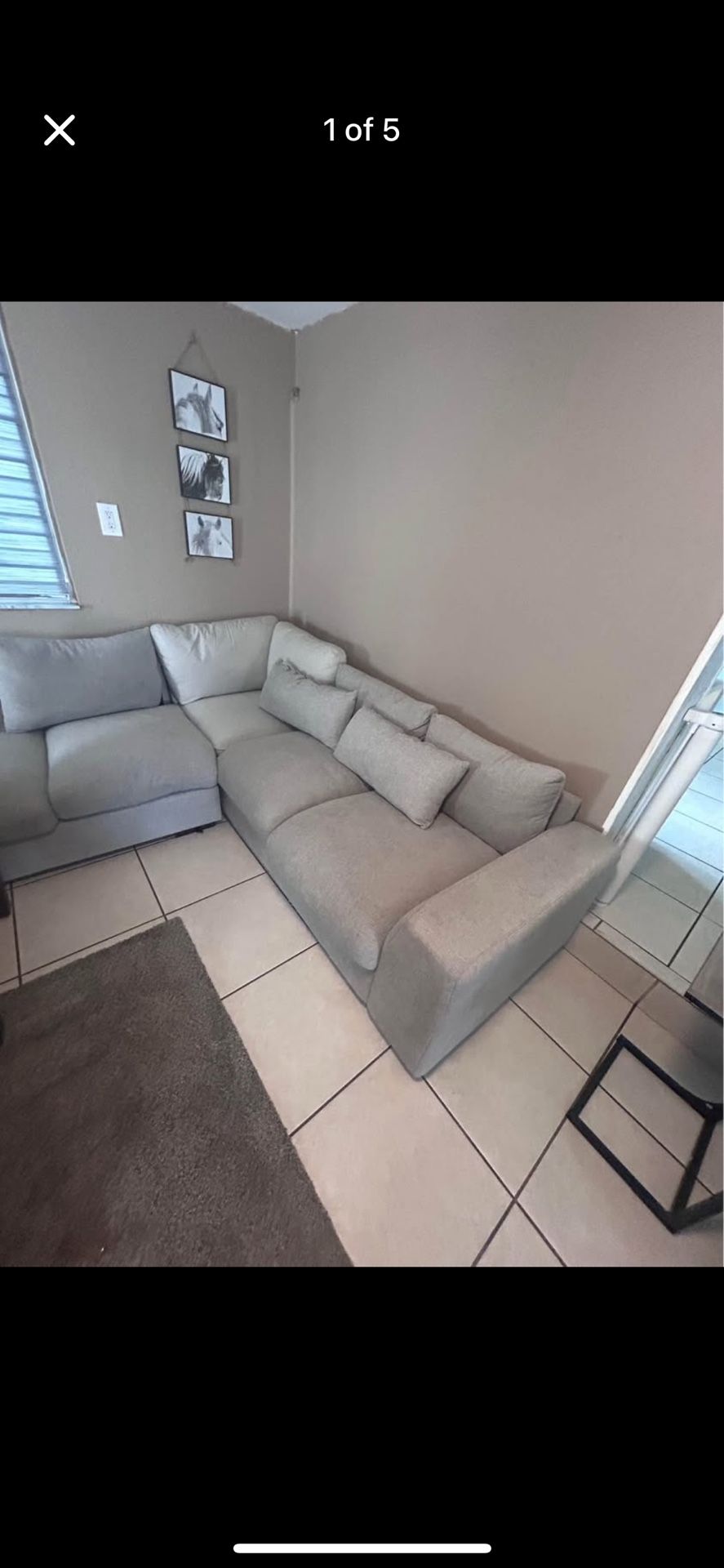 Gray Sectional Couch With Two Ottomans