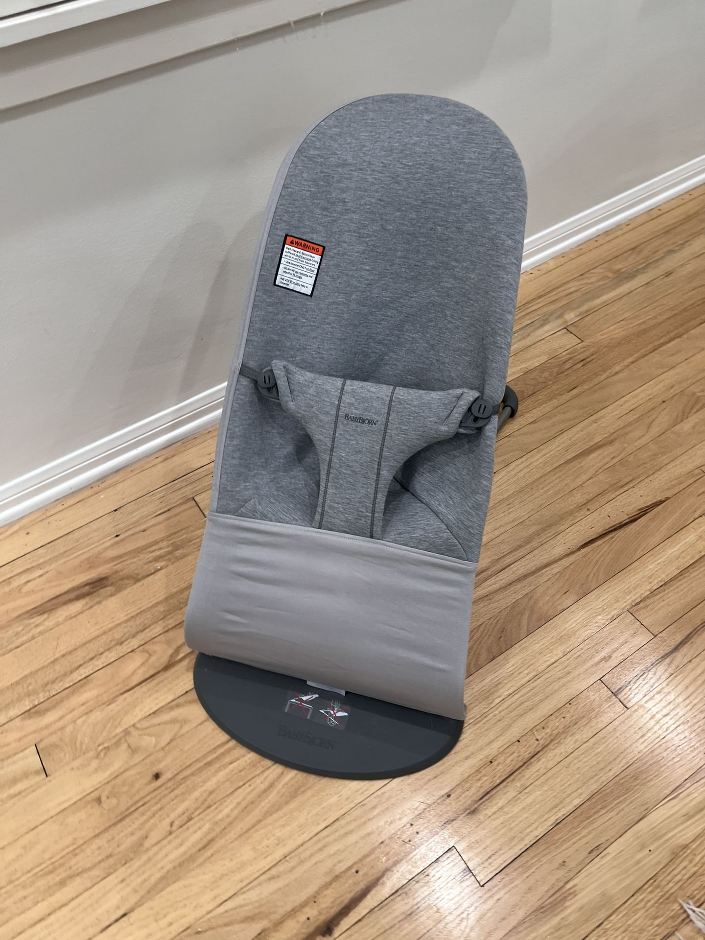 Baby Bjorn Bouncer, Grey, Lightly Used
