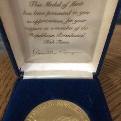 Medal Of Merit Republican Task, Force, Ronnell, Reagan