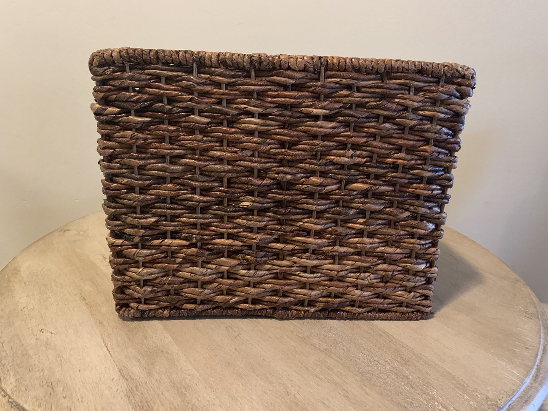 Set of 2 woven decorative storage baskets