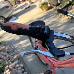 Great Schwinn bike cruiser