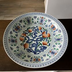 15.5in Chinese Great Qing dynasty porcelain decorative dish, Perfect Condition.