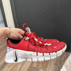 Nike Metcon Size 7 Youth
