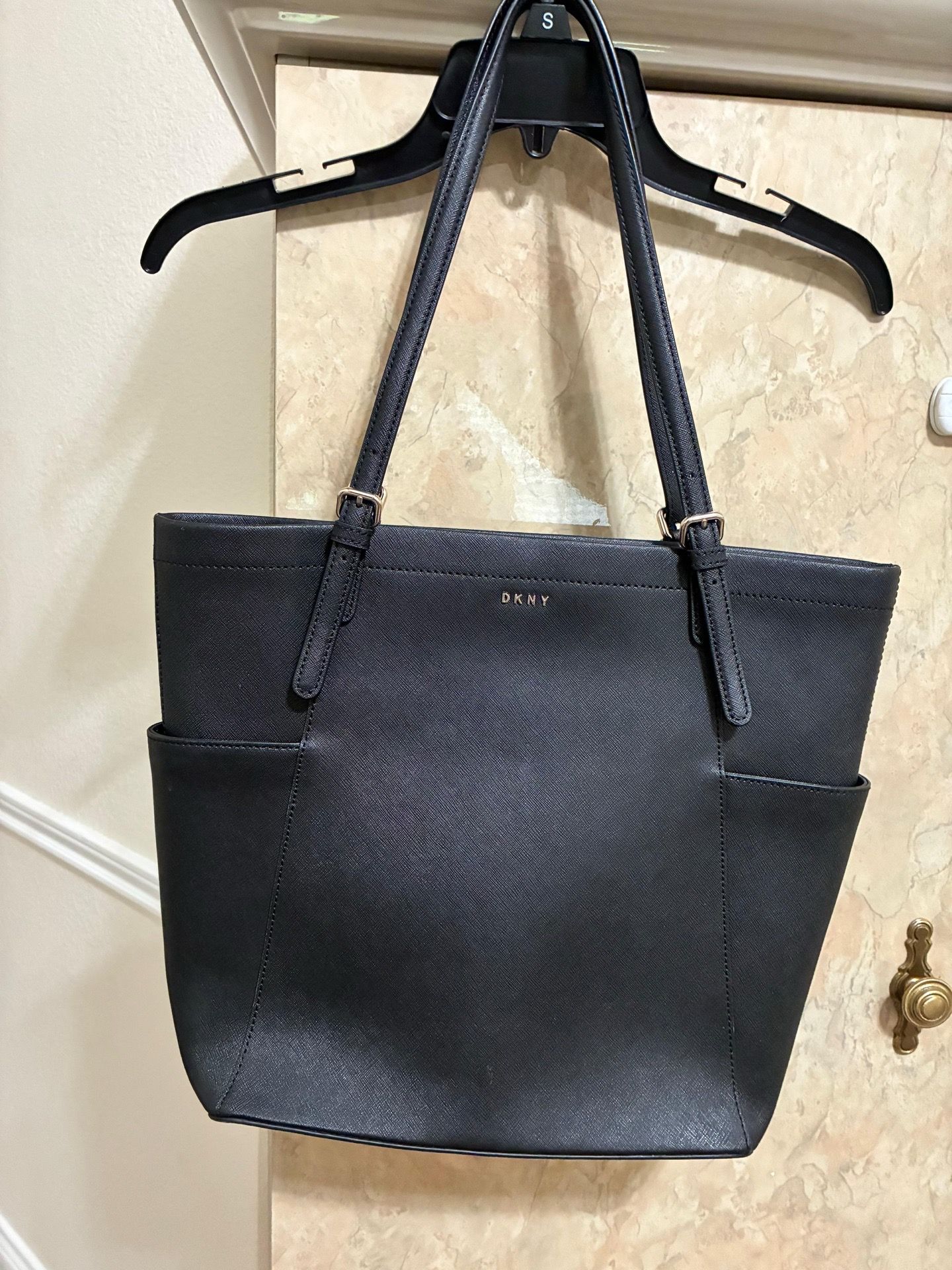 DKNY PURSE