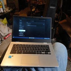 Chrome Book ASUS 