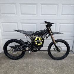 Surron Light Bee X Electric Dirt Bike 