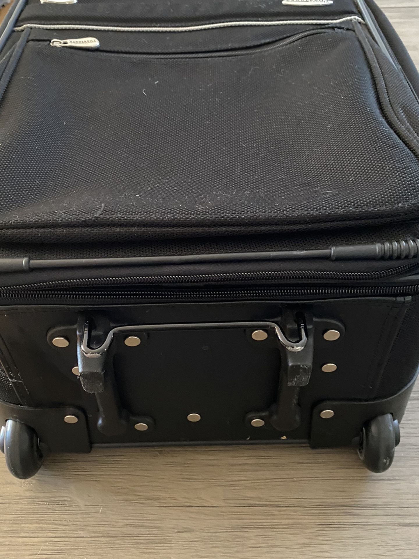 Black Clean Carry On Suitcase