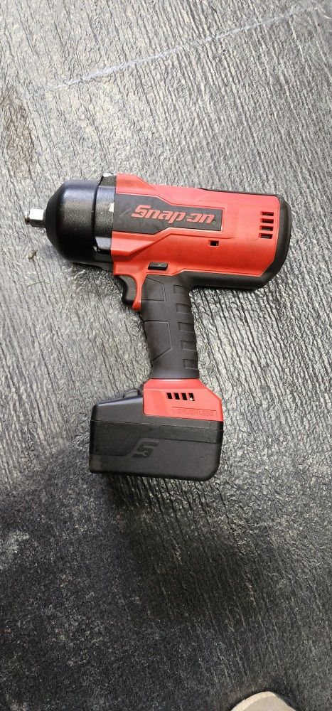 Snap-on Ct8850 1/2" Dr. 18v Cordless Impact Wrench