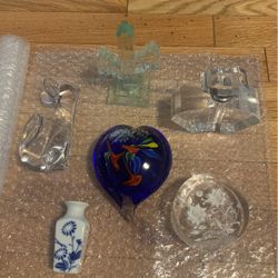 Great tabletop glass pieces figurines 6 count