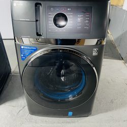GE washer and dryer combo. Smart 28-inch front-loading washer with 4.8 cu. ft. capacity, 12 wash cycles, 14 drying cycles.