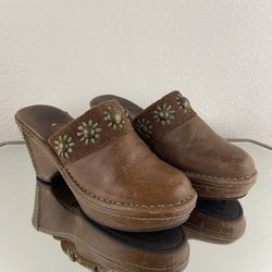 ARIAT Womens Brown Leather Boho Western Victoria Daisy Studded Slip On Mules