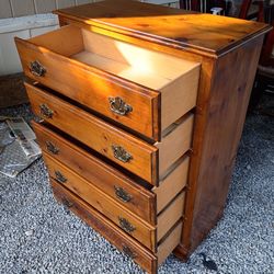 Solid Wood Dresser 