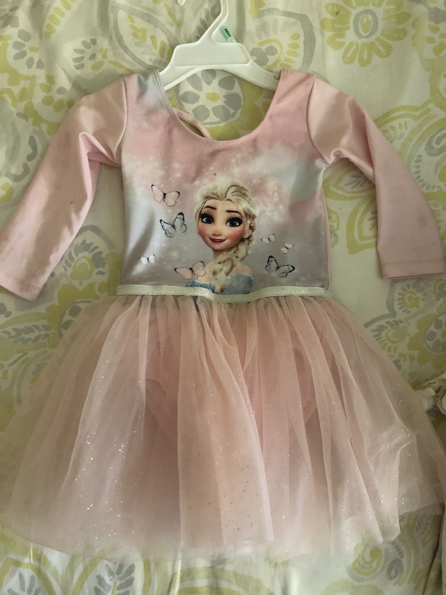 H&M Elsa tutu dress size 2-4 years.. Oshkosh overall dress size 3T... Carter’s denim jacket size 2T