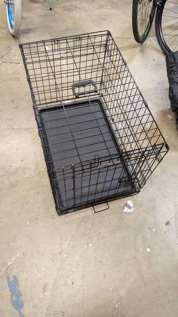 Dog Crate- 30x19x21 (Medium Size)