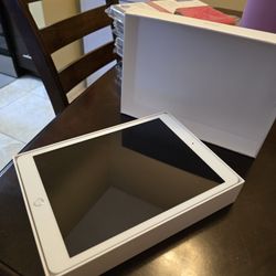 Apple iPad New Opened Box