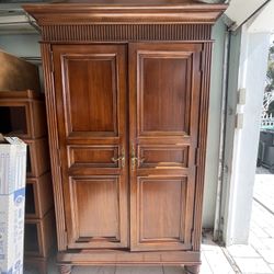Armoire