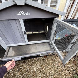 Bunny/rabbit/small Creature Large House 