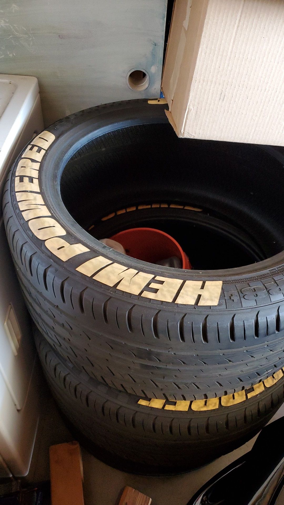 275/40/20 front rear 295/40/20