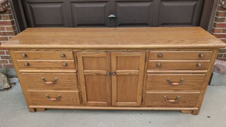 Thomasville Dresser