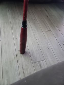 Red META BAT 33/29. Firm on the Price. No Trades.