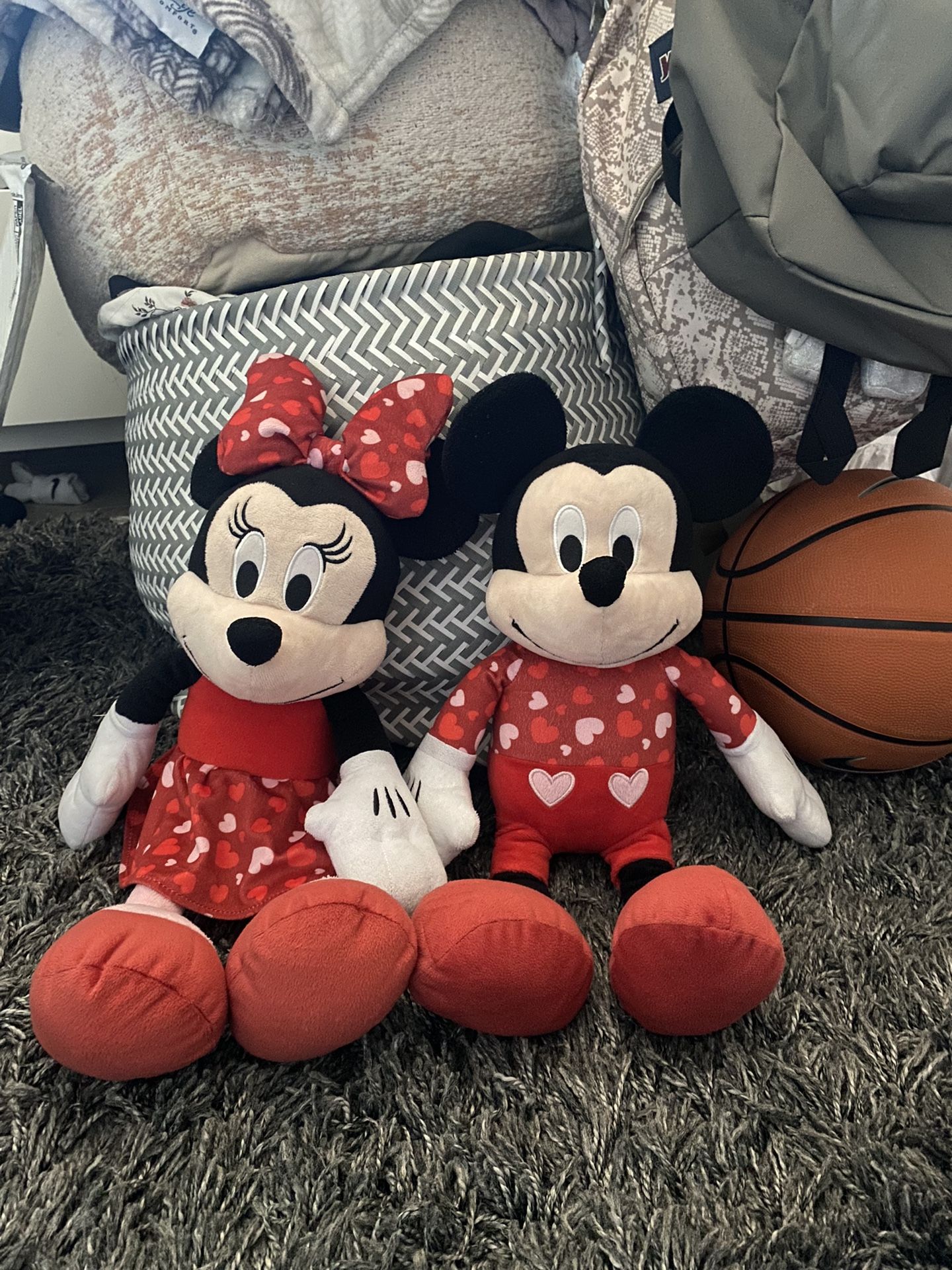 Mickey & Minnie Valentine Stuff Toys