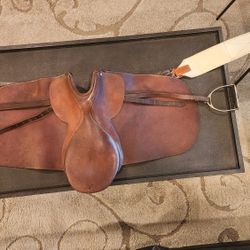 English Riding Saddle