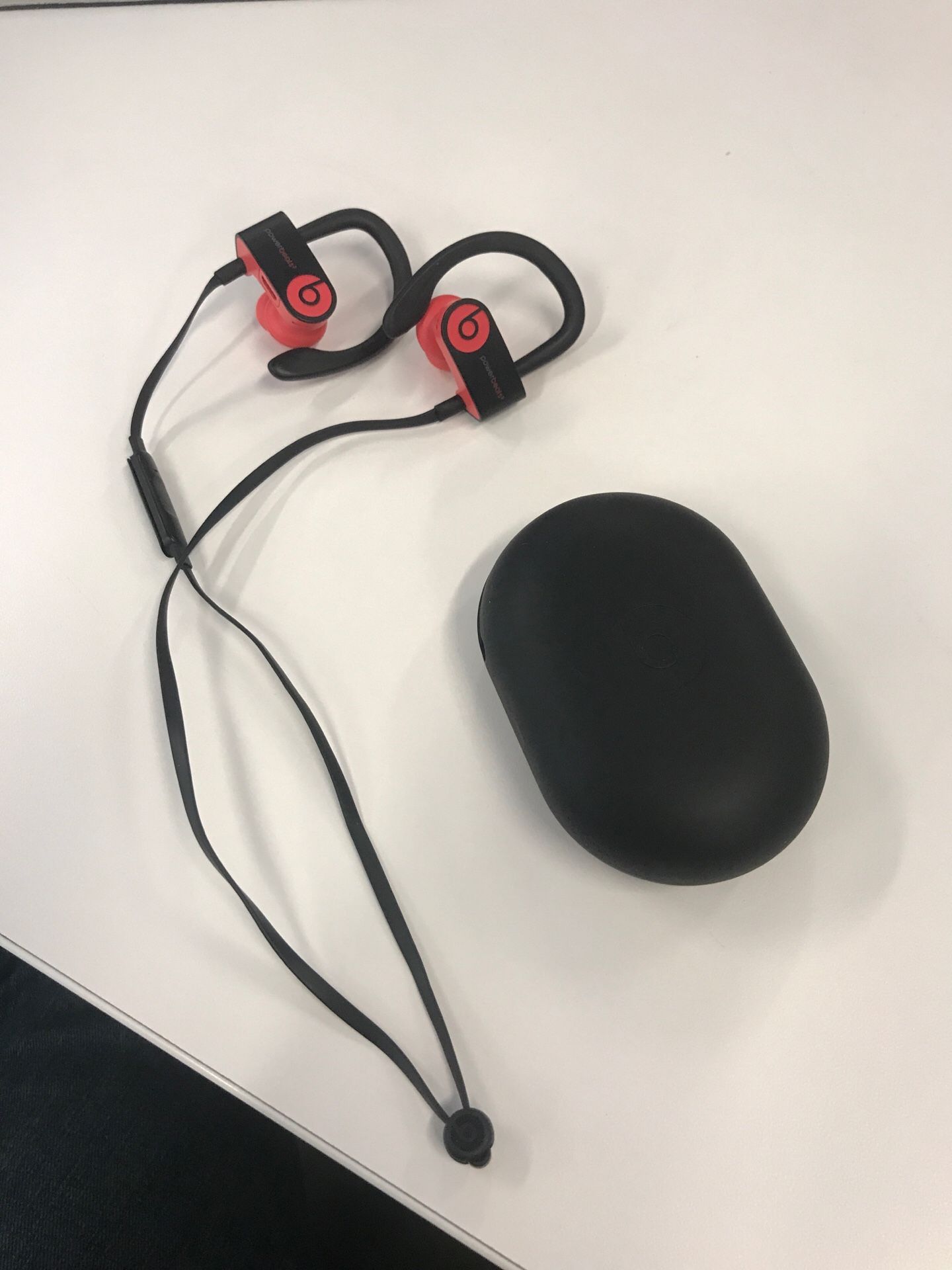 Powerbeats 3