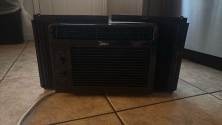 Widow AC
