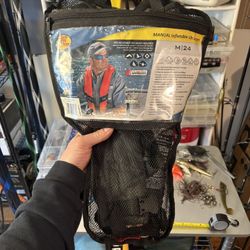 Bass Pro Shops M24 Manual Inflatable Life Jacket  Camo