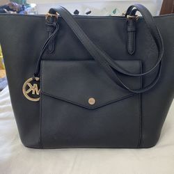 Michael Kors Tote