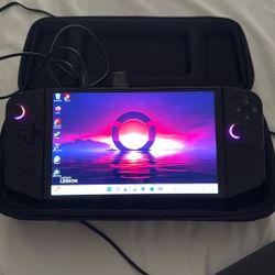Lenovo Legion Go 144hz 16gb With 1TB SSD Like New Condition