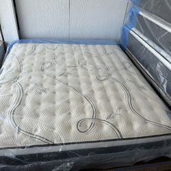 Mattress Brand New Pillow Top Great Quality Queen Size 