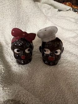 Americana salt and pepper shakers