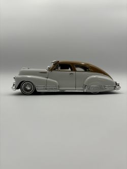 1947 Chevy Aerosedan Fleetline 1:25 diecast model car by