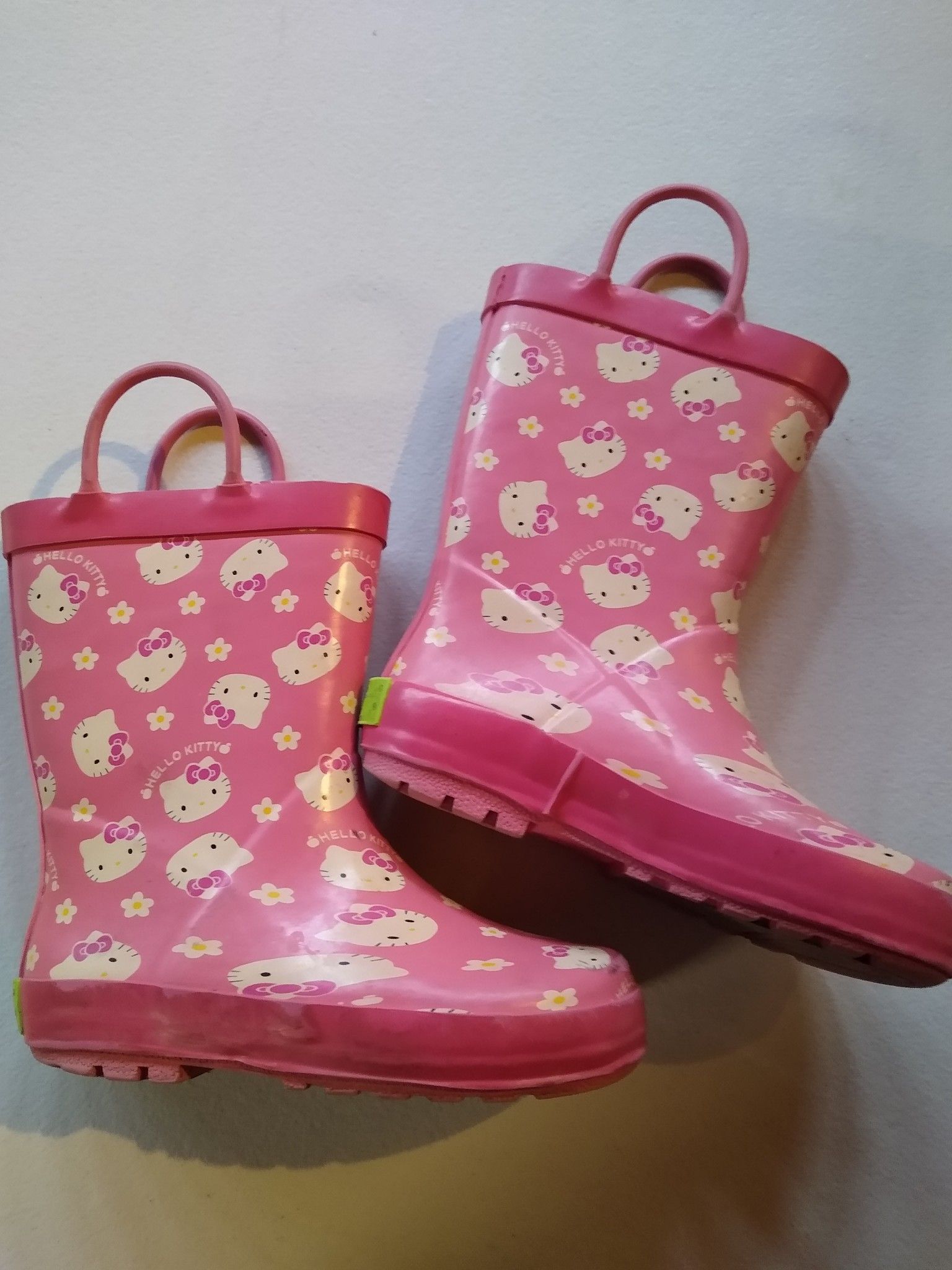 Girls Hello kitty rain boots
