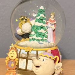 Beauty And The Beast Christmas, Musical Snow Globe