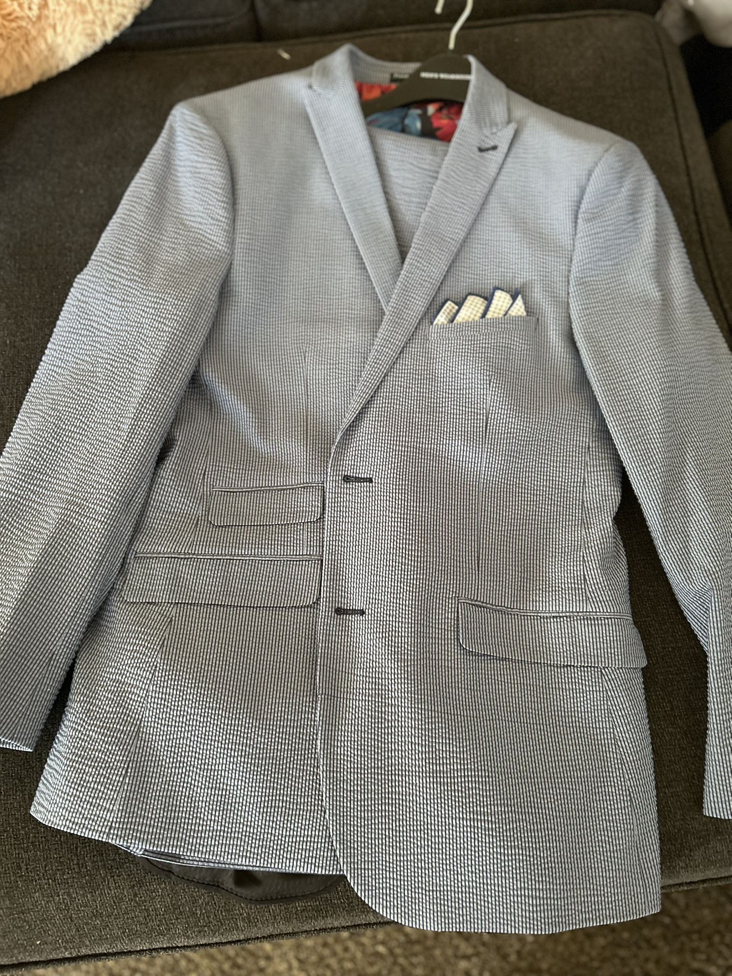 Paisley & Gray Textured Light Gray Blazer with pants