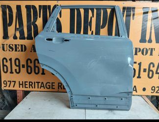 2017 -2022 Honda crv rh rear door passenger side  oem