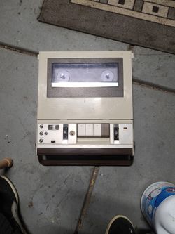 Aiwa T-P 730 Portable Recorder