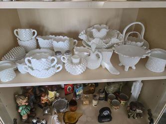 26 piece Milk Glass Collection For Sale