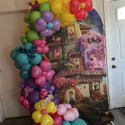 Encanto Balloon Backdrop 