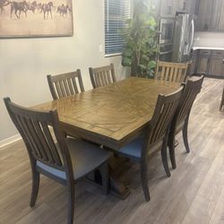 Dining Table Set