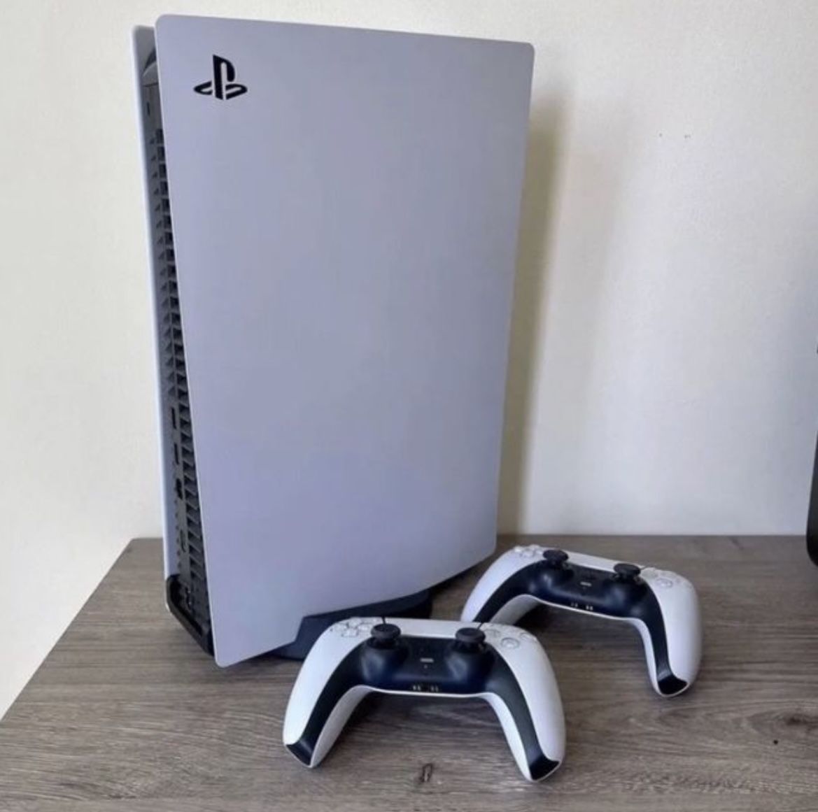 Ps5 Used (don't really use it) for Sale in Kennesaw, GA - OfferUp