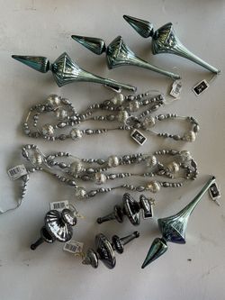 Christmas Ornaments - Melrose With Tags