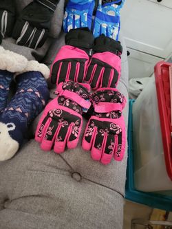 Boy And.gril Gloves Snow.  Size 4to7.