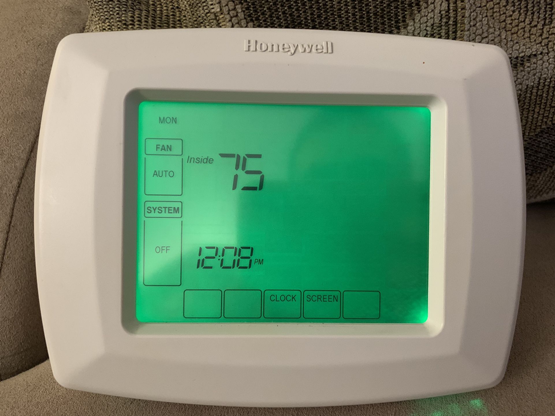 Honeywell thermostat for AC unit