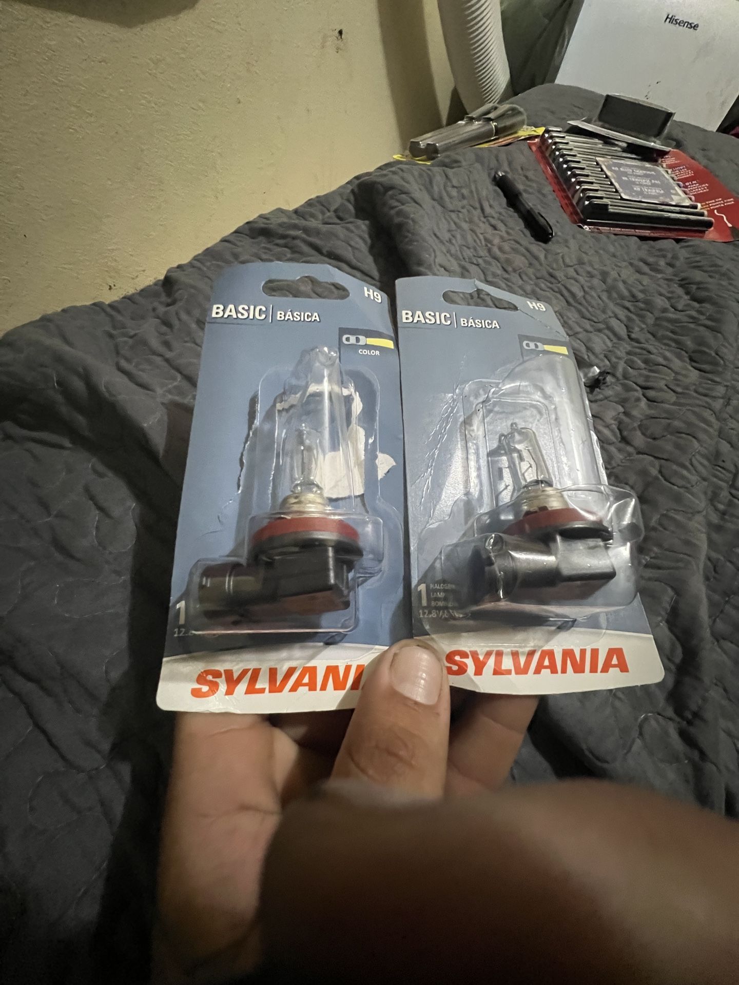 Sylvania H8 Basic: Halogen Headlight Bulb, Basic Performance, 1 Pack