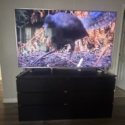 Televisor ,Mesa de noche con gabetas  y cube shelf