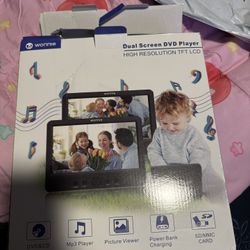 Dual Screen DVD Player